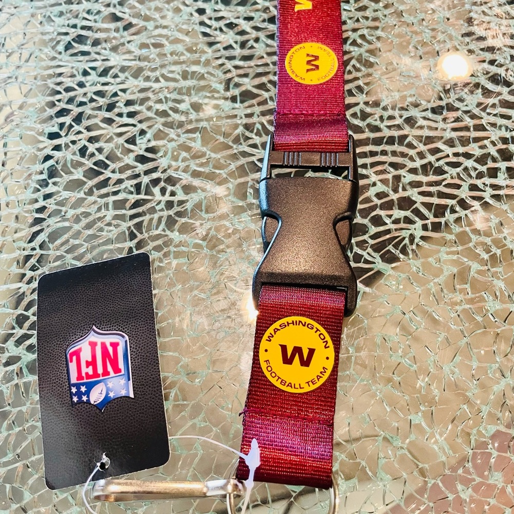 washington football team lanyard